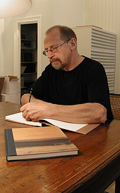 LG Lundberg signing his book  "Från Stockholms skärgård".