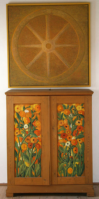Målning Hjulet och Cupboard Painting The Wheel and The cupboard with marigold - Maria Hillfon