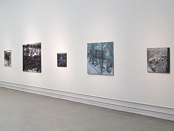 Konstakademiens stora sal, del av höger vägg. Utställning av Bo Larsson.