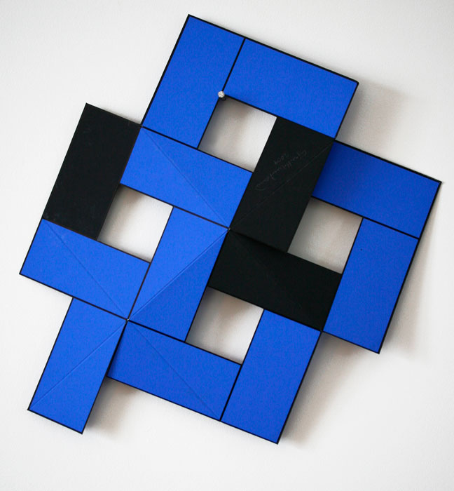 Foldable Double Blue - Silk-Screen by Cajsa Holmstrand.