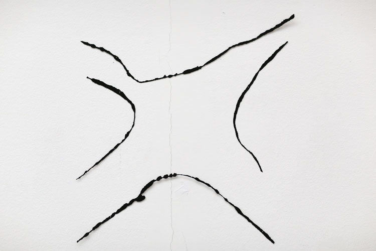 "Möte", 2001, etsat fiberstål + akryl - konstverk av Curt Asker.